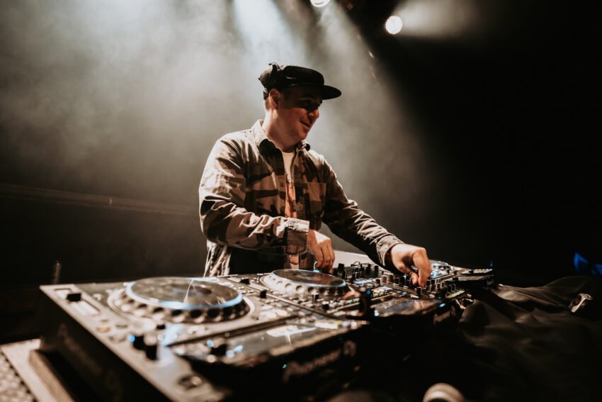 Justin Martin Releases a Serene EP on What To Do Along North American Tour