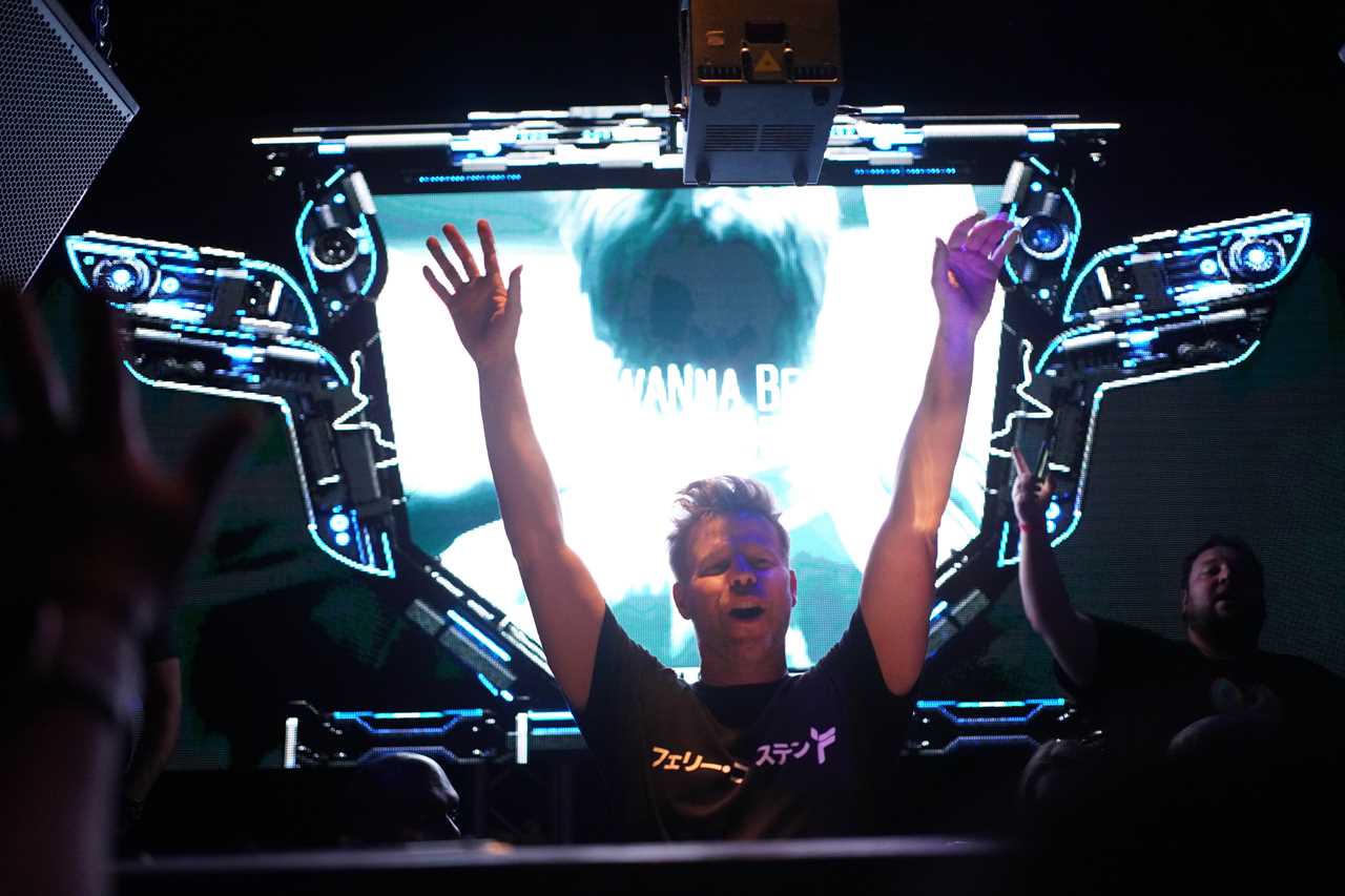 Ferry Corsten What The F Tour 2