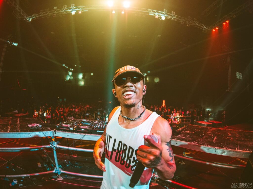 Lit Lords Are Students of the Game