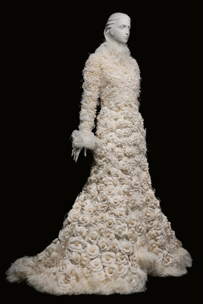 CELEBRATING KARL LAGERFELD: AS BOTH ILLUSTRATOR & DESIGNER