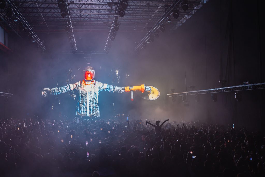 [Event Review] Eric Prydz Delivers 3 Sold Out HOLO Performances at Brooklyn Navy Yard