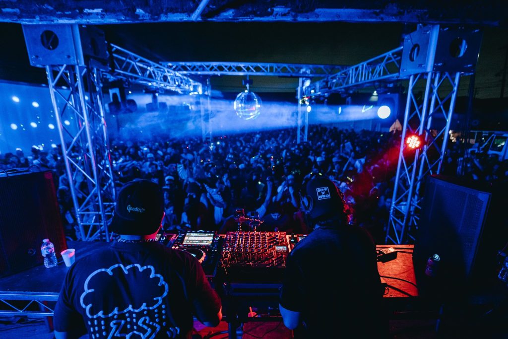 LicknDip’s Electrifying Countdown: Four Epic Shows in Los Angeles to Ring in the New Year W/ DJ Sneak!
