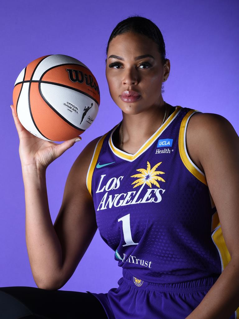 Hottest WNBA players: Liz Cambage