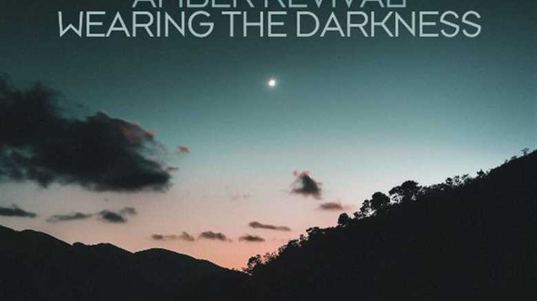 IT’S A DREAM COLLABORATION: LEON BOLIER AND AMBER REVIVAL PRESENT “WEARING THE DARKNESS”