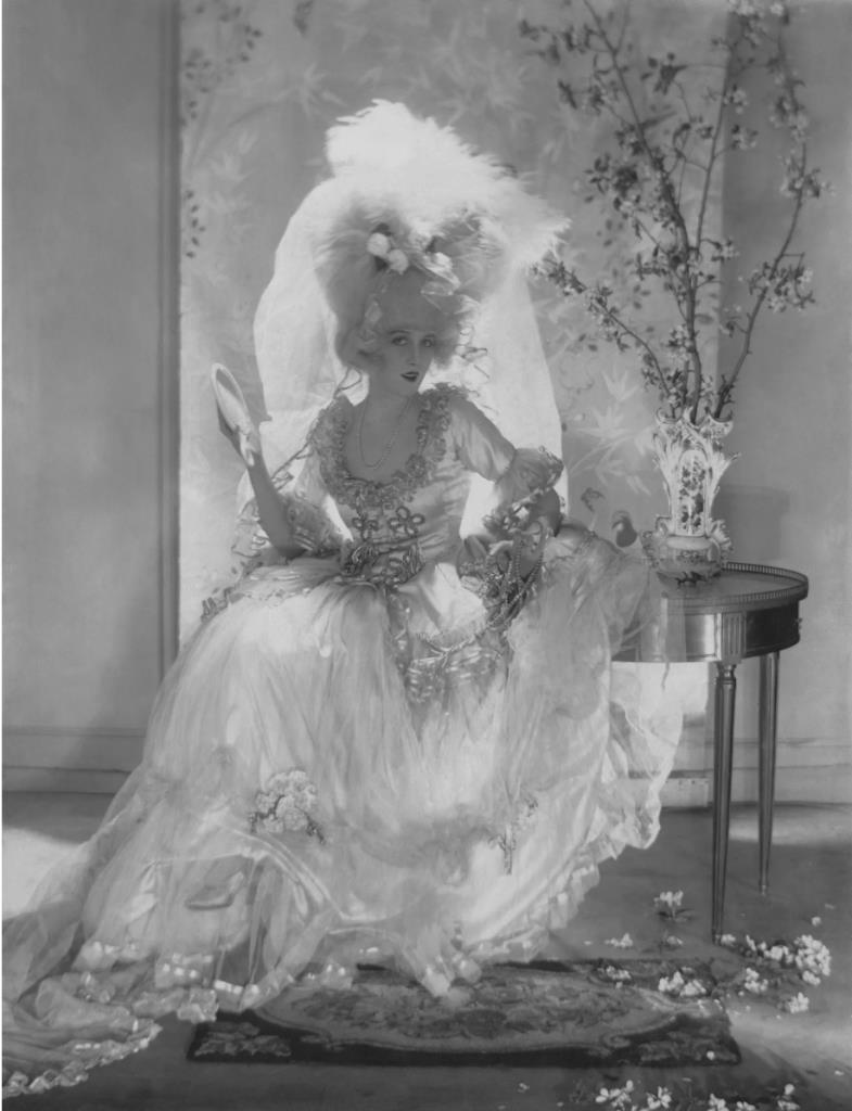 3-Photographed by Baron Adolph de Meyer, Vogue, September 1920