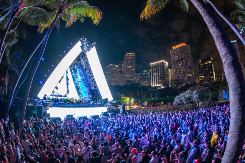 Top 10 Sets You Can’t Miss At Ultra 2025