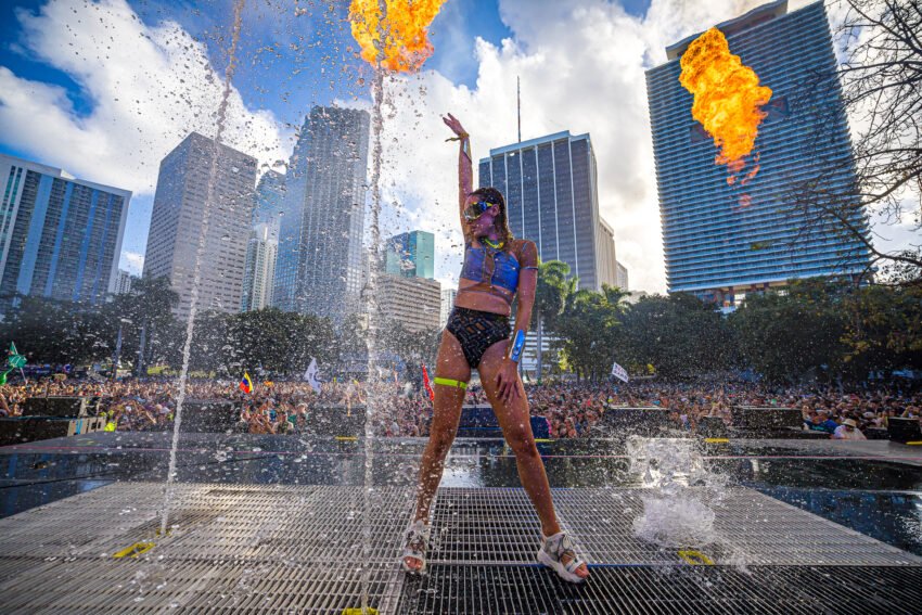 Top 10 Sets You Can’t Miss At Ultra 2025