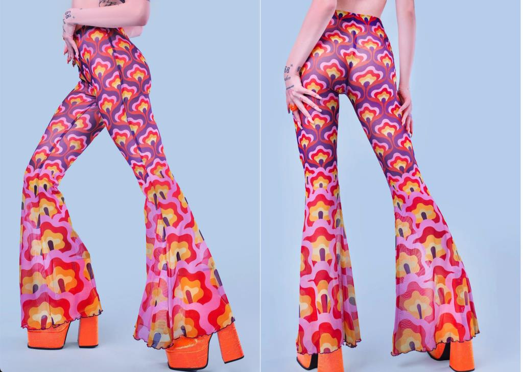 Flower power bell bottom pants by Badinka