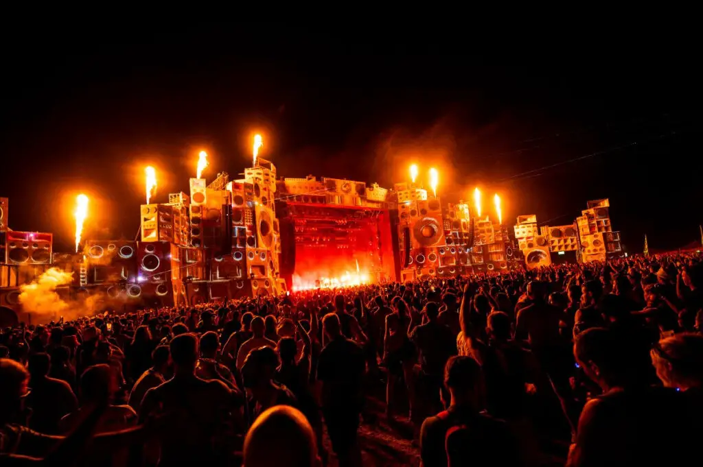 22 HOURS, 13 STAGES, 50,000 RAVERS: MONEGROS DESERT FESTIVAL UNVEILS MASSIVE 2025 LINEUP