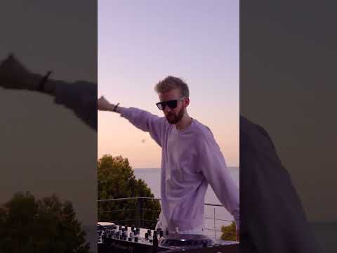 Summer Nostalgia 🥹🌅 #summer #nostalgia #dj #edm #rihanna #calvinharris