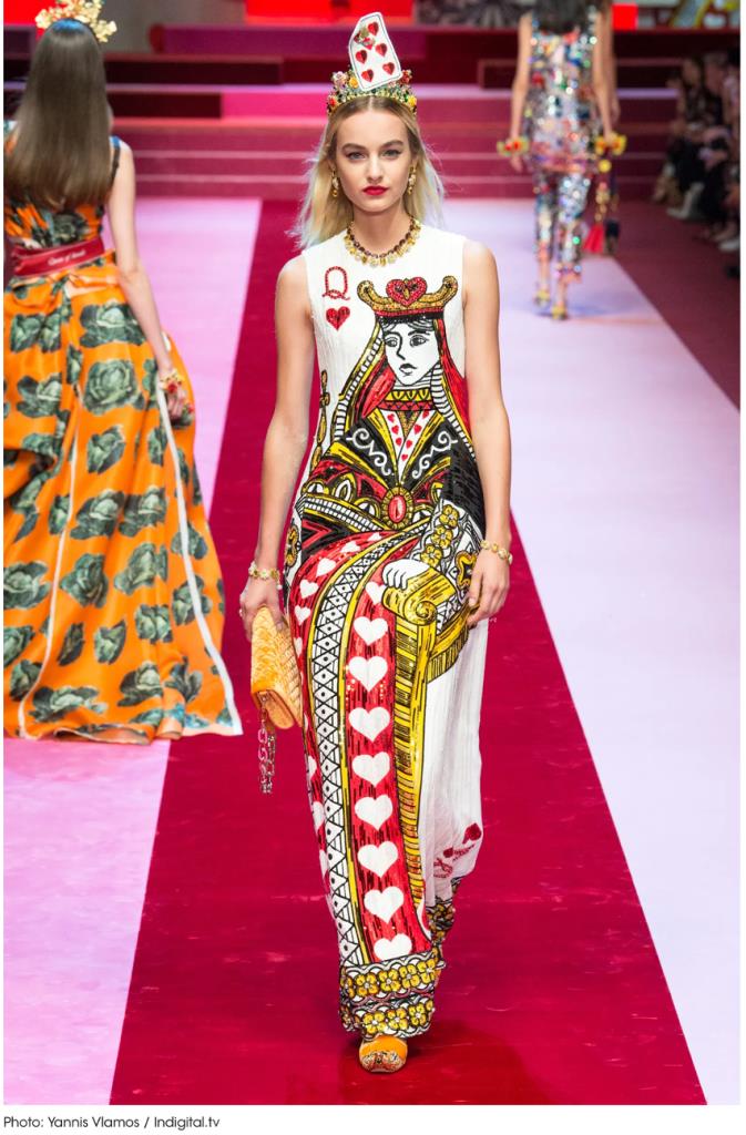 Dolce & Gabbana Queen of Hearts paying card inspiration