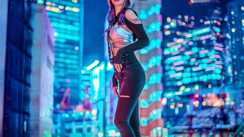 Ecliptica Arrives: Rinaly’s Debut LP Shines with Collaborations from Christina Novelli, Julie Thompson, and More