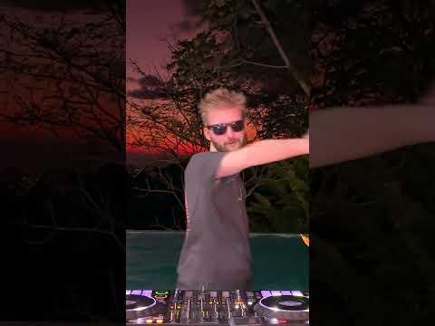 this sunset felt unreal with this song 🥹🌅